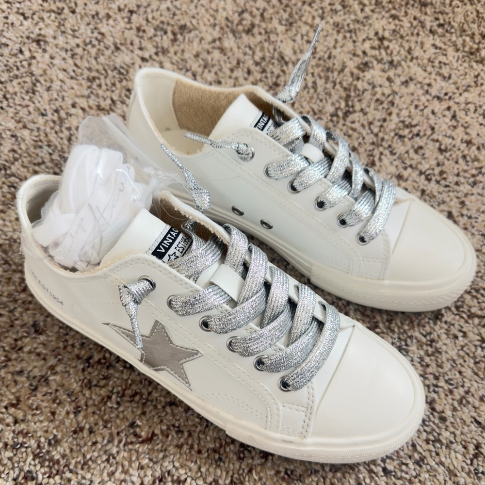 Brand New and RARE Vintage Havana “Letty” Sneakers - 7